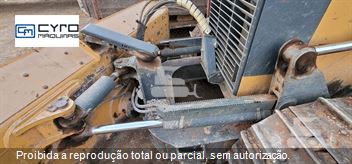 Trator de Esteira John Deere 700J-II
