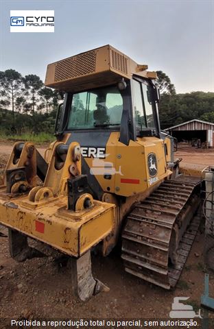 Trator de Esteira John Deere 700J-II