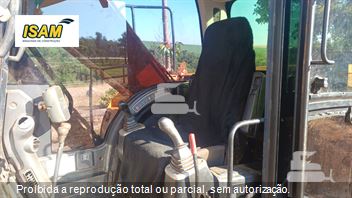Escavadeira JCB JS200 LC