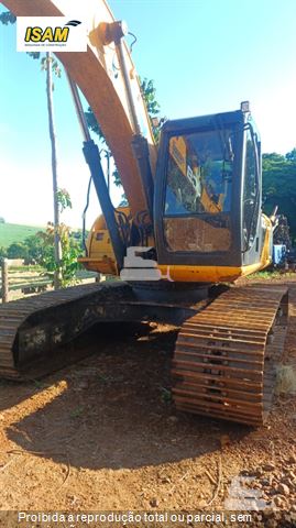 Escavadeira JCB JS200 LC