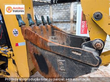 Retro Escavadeira Caterpillar 416F