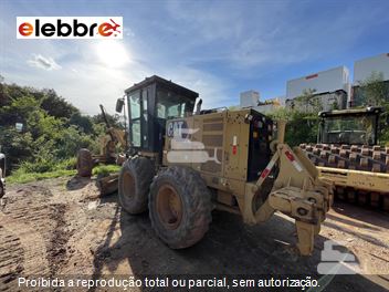 Motoniveladora Caterpillar 140K