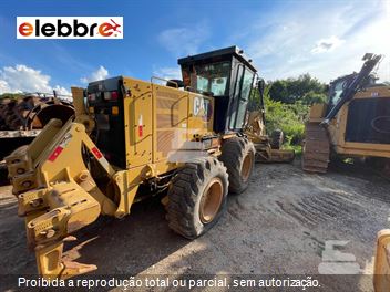 Motoniveladora Caterpillar 140K