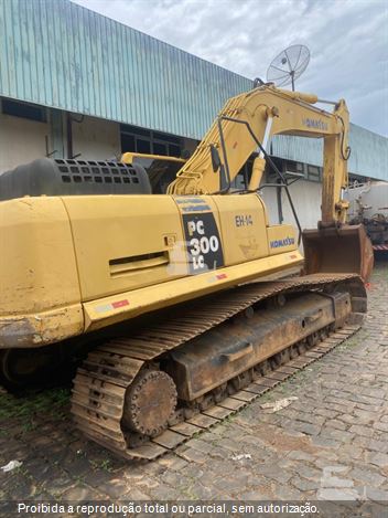 Escavadeira Komatsu PC300