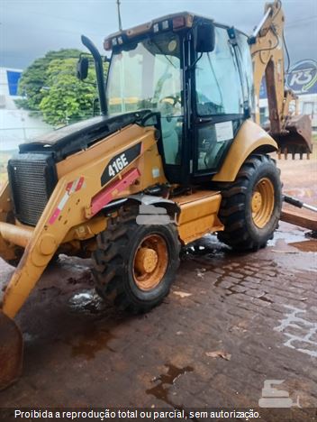 Retro Escavadeira Caterpillar 416E