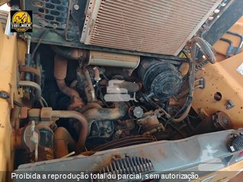 Mini-Carregadeira Case SR200