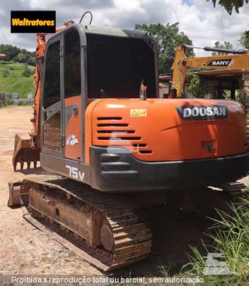 Mini-Escavadeira Doosan S75V