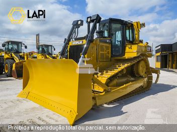Trator de Esteira Caterpillar D6T XL