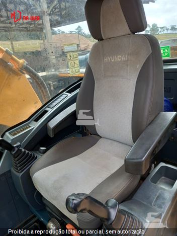 Escavadeira Hyundai R260LC-9