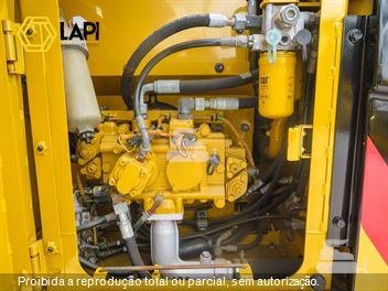 Escavadeira Caterpillar 313D2 GC
