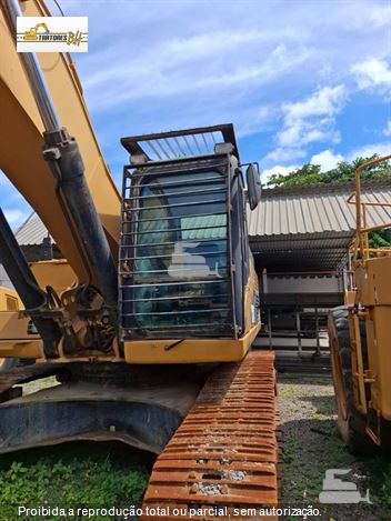Escavadeira Caterpillar 345DL ME
