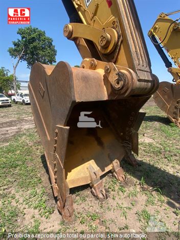 Escavadeira Caterpillar 336D2L