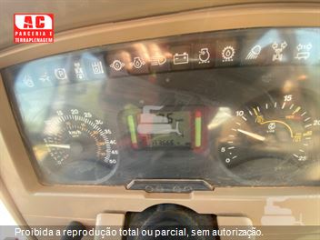 Trator Agrícola John Deere 6190J
