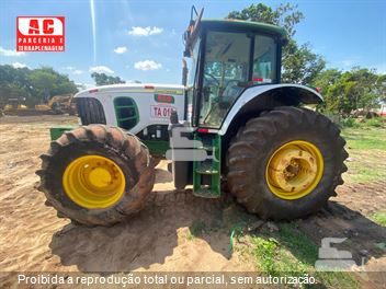 Trator Agrícola John Deere 6190J