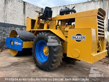 Rolo Compactador Muller VAP70