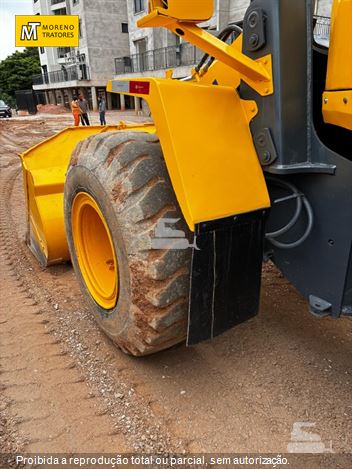 Pá Carregadeira Komatsu WA200
