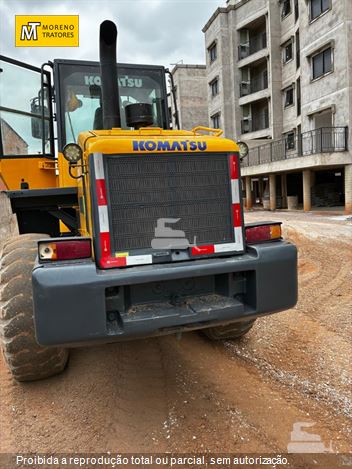 Pá Carregadeira Komatsu WA200