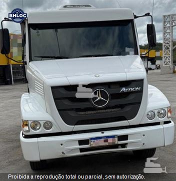 Caminhão Mercedes-Benz Atron 1319 2p (diesel) (E5)
