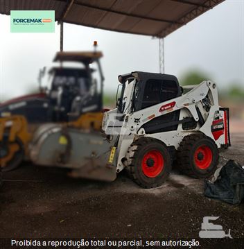 Mini-Carregadeira Bobcat S650