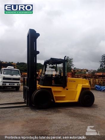 Empilhadeira Hyster H230
