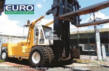 Empilhadeira Milan MC300