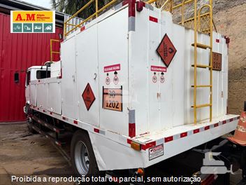 Caminhão Mercedes-Benz 1718 2p (diesel)