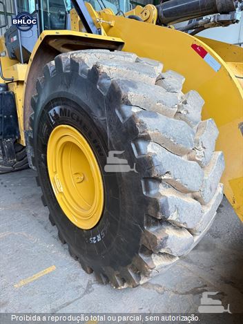 Pá Carregadeira Caterpillar 966L
