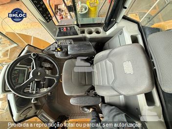 Pá Carregadeira Caterpillar 966L