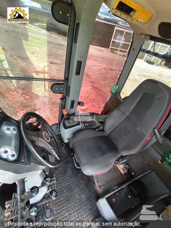 Motoniveladora New Holland RG170B