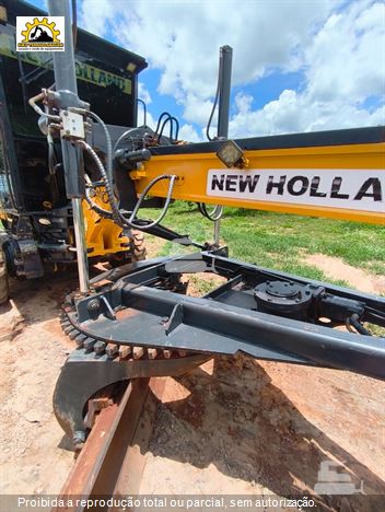 Motoniveladora New Holland RG170B