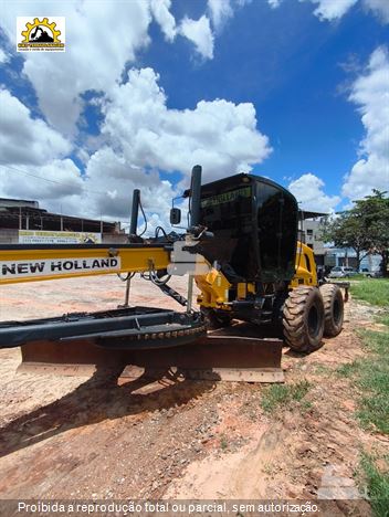 Motoniveladora New Holland RG170B