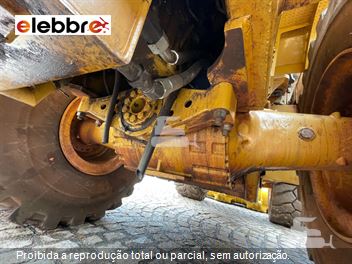 Pá Carregadeira Caterpillar 966L