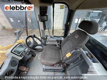 Pá Carregadeira Caterpillar 966L