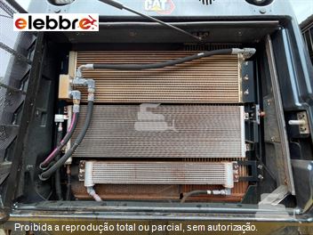Pá Carregadeira Caterpillar 966L