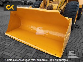 Pá Carregadeira Hyundai HL740-7A