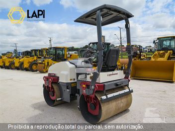 Rolo Compactador Dynapac CC1300