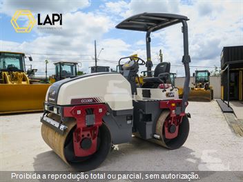 Rolo Compactador Dynapac CC1300