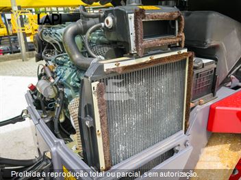 Rolo Compactador Dynapac CC1300