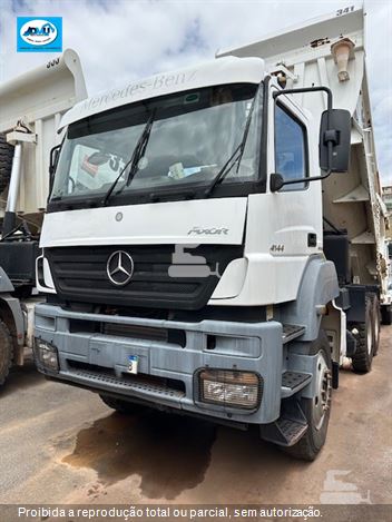 Caminhão Mercedes-Benz Axor 4141 K 6x4 2p (Diesel) (E5)