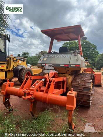 Trator de Esteira Komatsu D61-EX