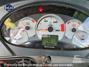 Retro Escavadeira New Holland B95B