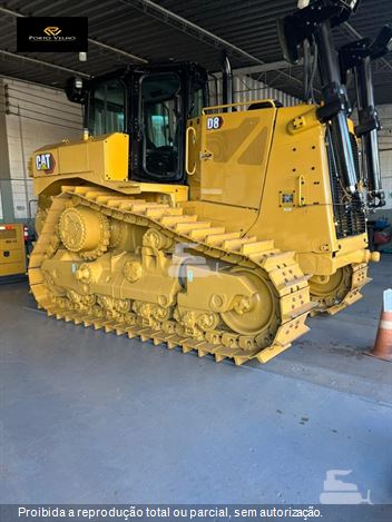 Trator de Esteira Caterpillar D8T