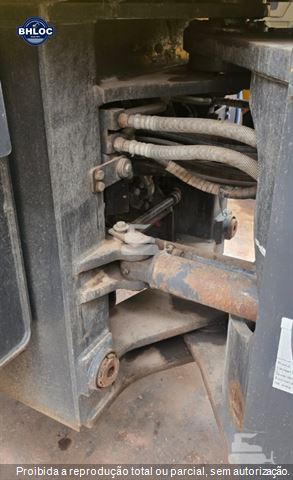 Pá Carregadeira Komatsu WA320
