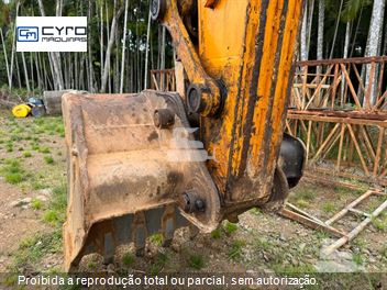 Escavadeira JCB JS200 LC