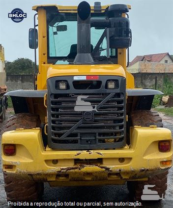 Pá Carregadeira Volvo L90F