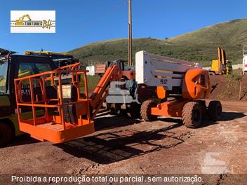 Plataforma Aérea (Elevatória) JLG 450 AJ