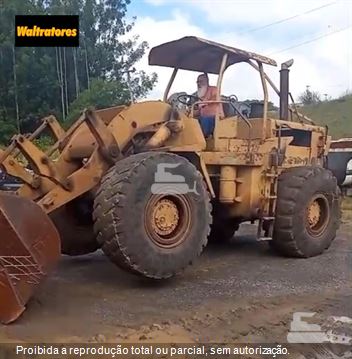 Pá Carregadeira Caterpillar 966C