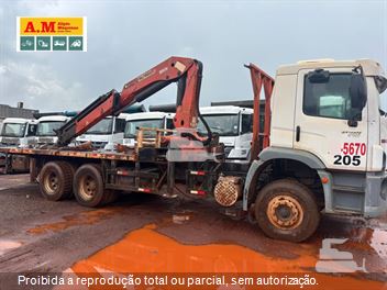 Caminhão Volkswagen 31-320 E Constellation 6x4 3-Eixos 2p (Diesel)
