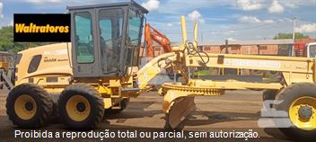 Motoniveladora New Holland RG140B