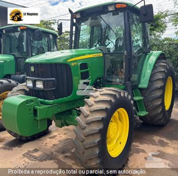 Trator Agrícola John Deere 6110